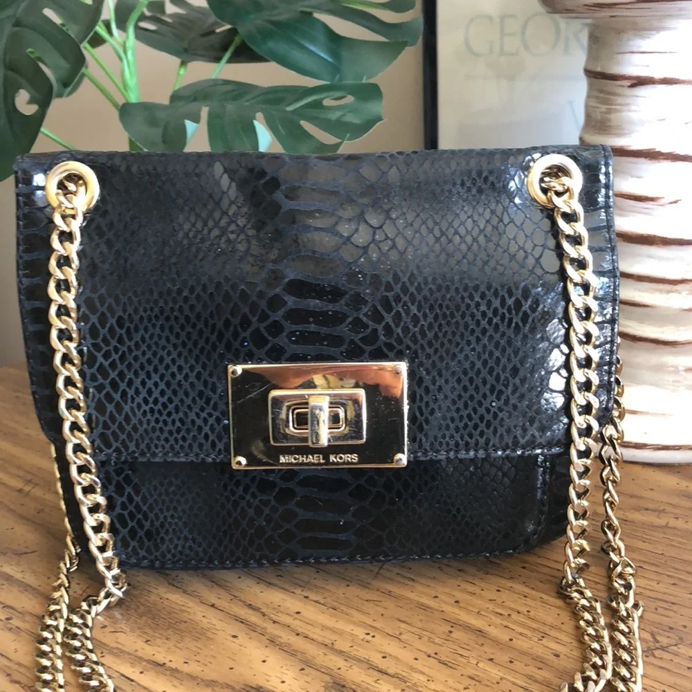 BEAUTIFUL Michael Kors Convertible Chain Strap Bag - Picture 4 of 15